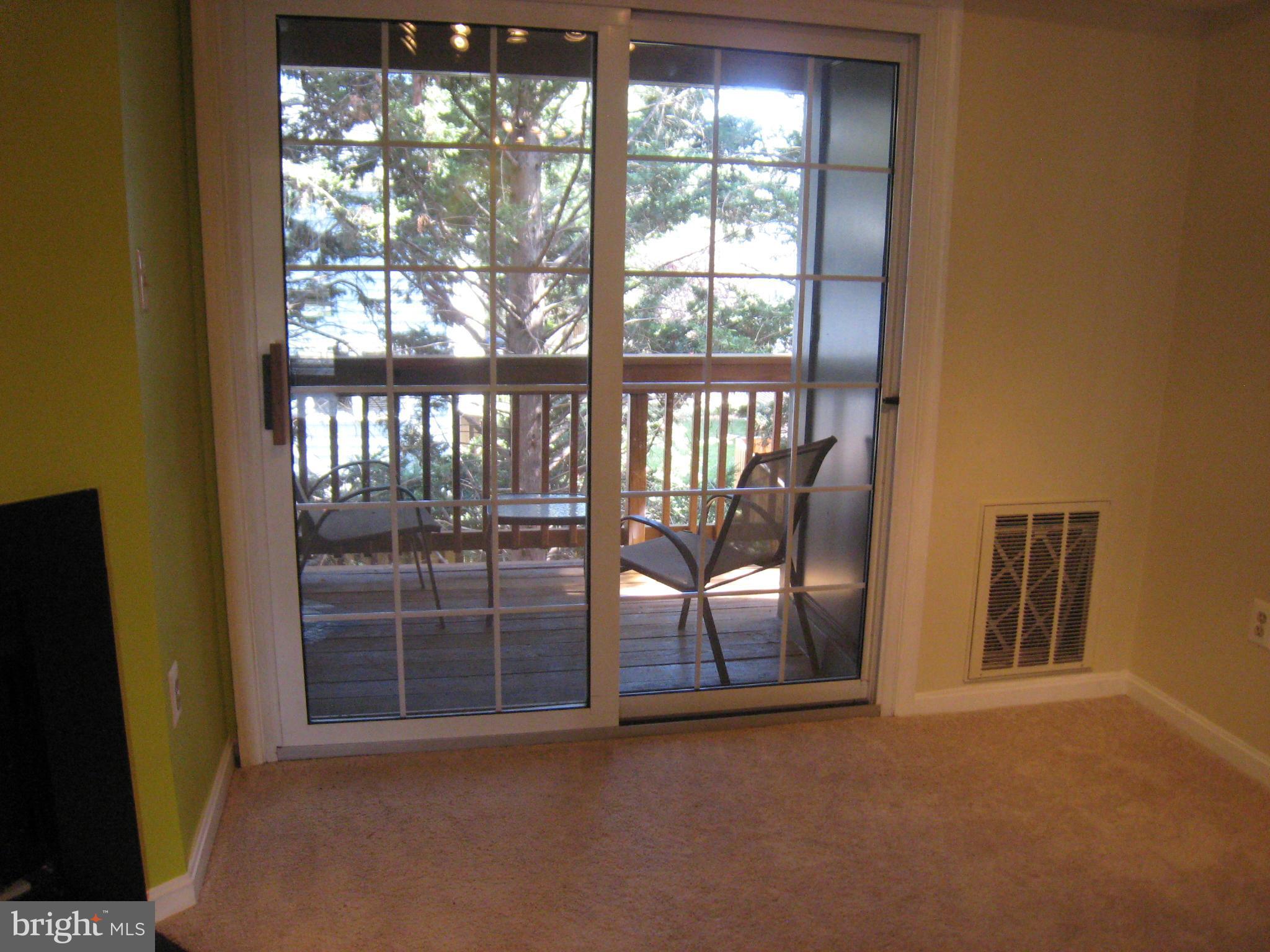 SURREY AT MANCHESTER LAKES - Residential