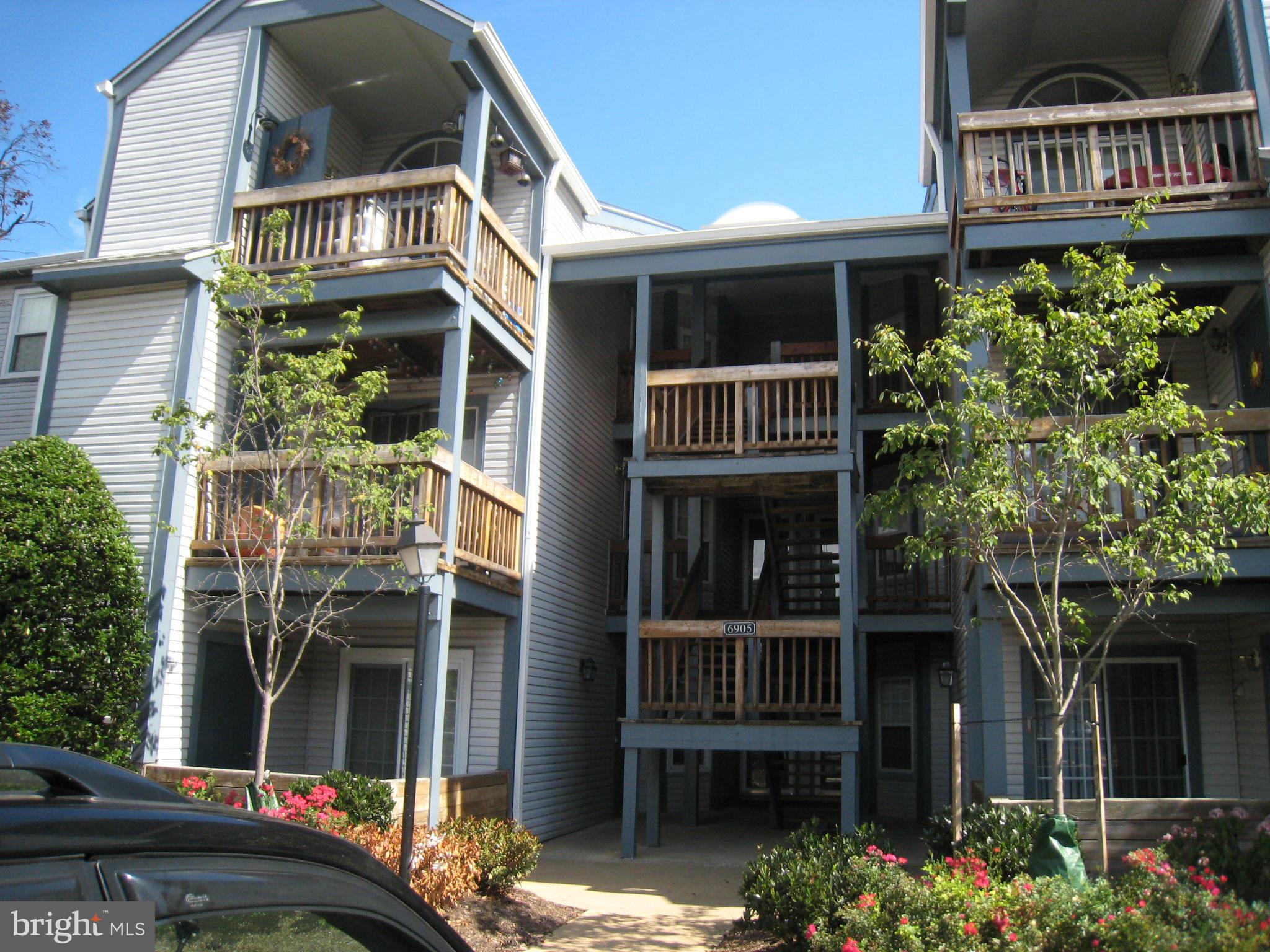 SURREY AT MANCHESTER LAKES - Residential