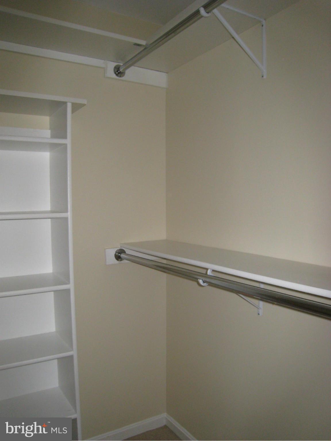 SURREY AT MANCHESTER LAKES - Residential