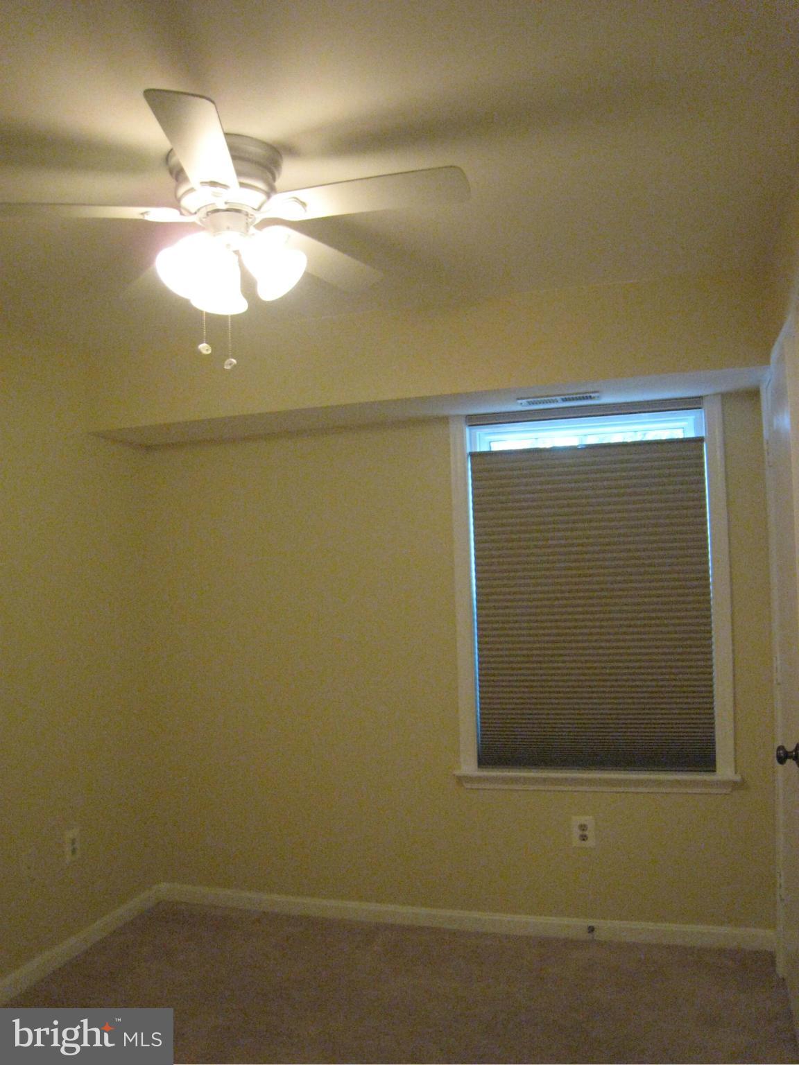 SURREY AT MANCHESTER LAKES - Residential