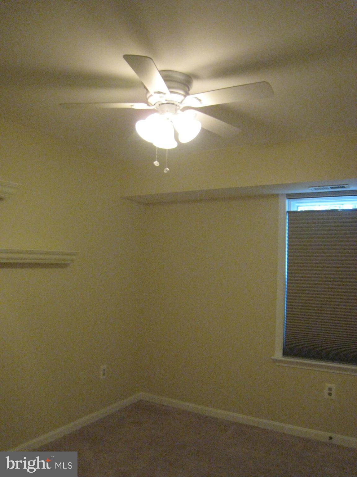 SURREY AT MANCHESTER LAKES - Residential