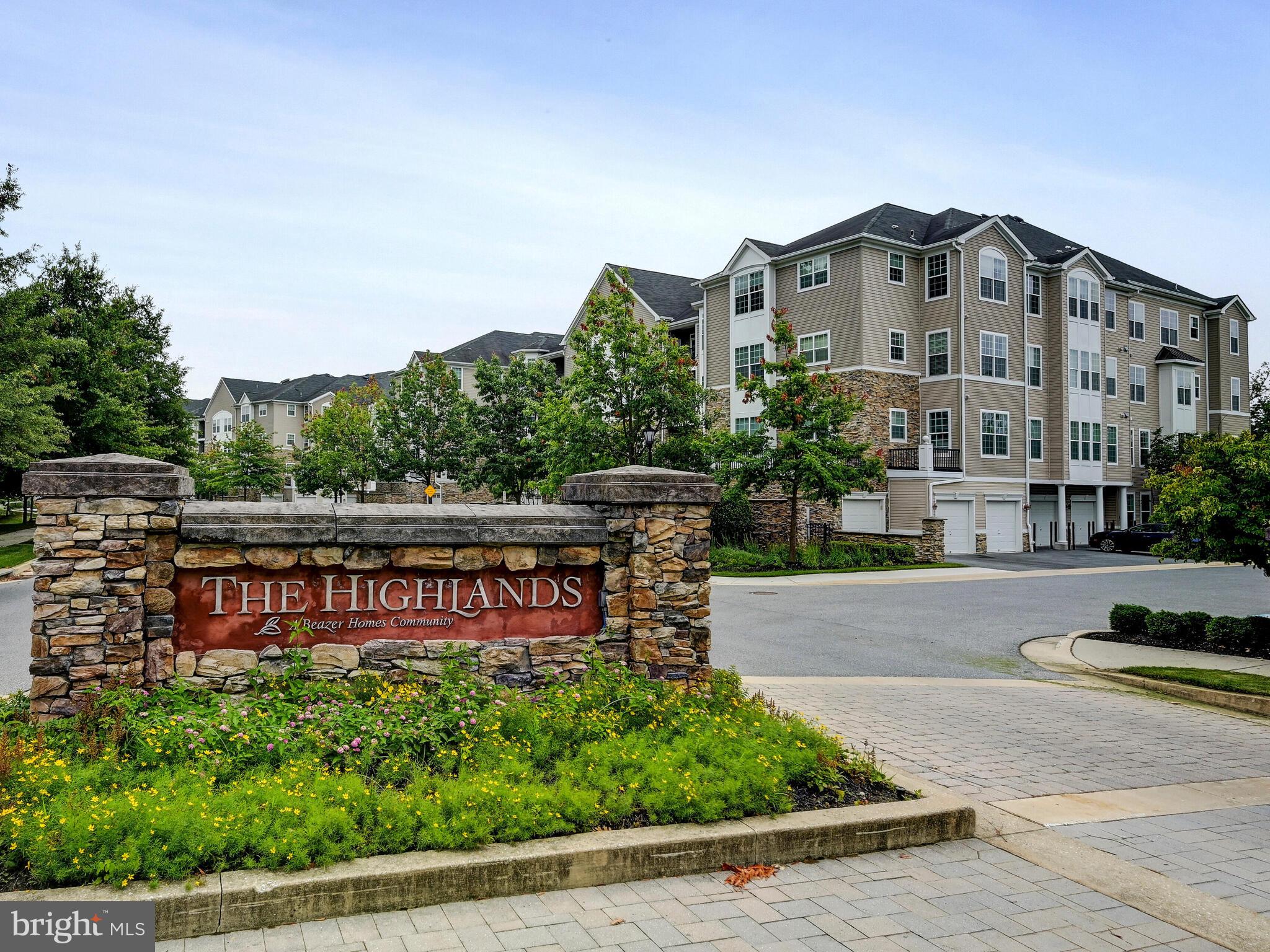 QUARRY LAKE - Residential