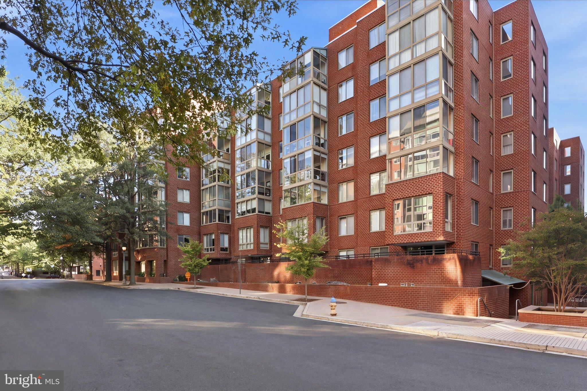 1045 N UTAH STREET N 2-401