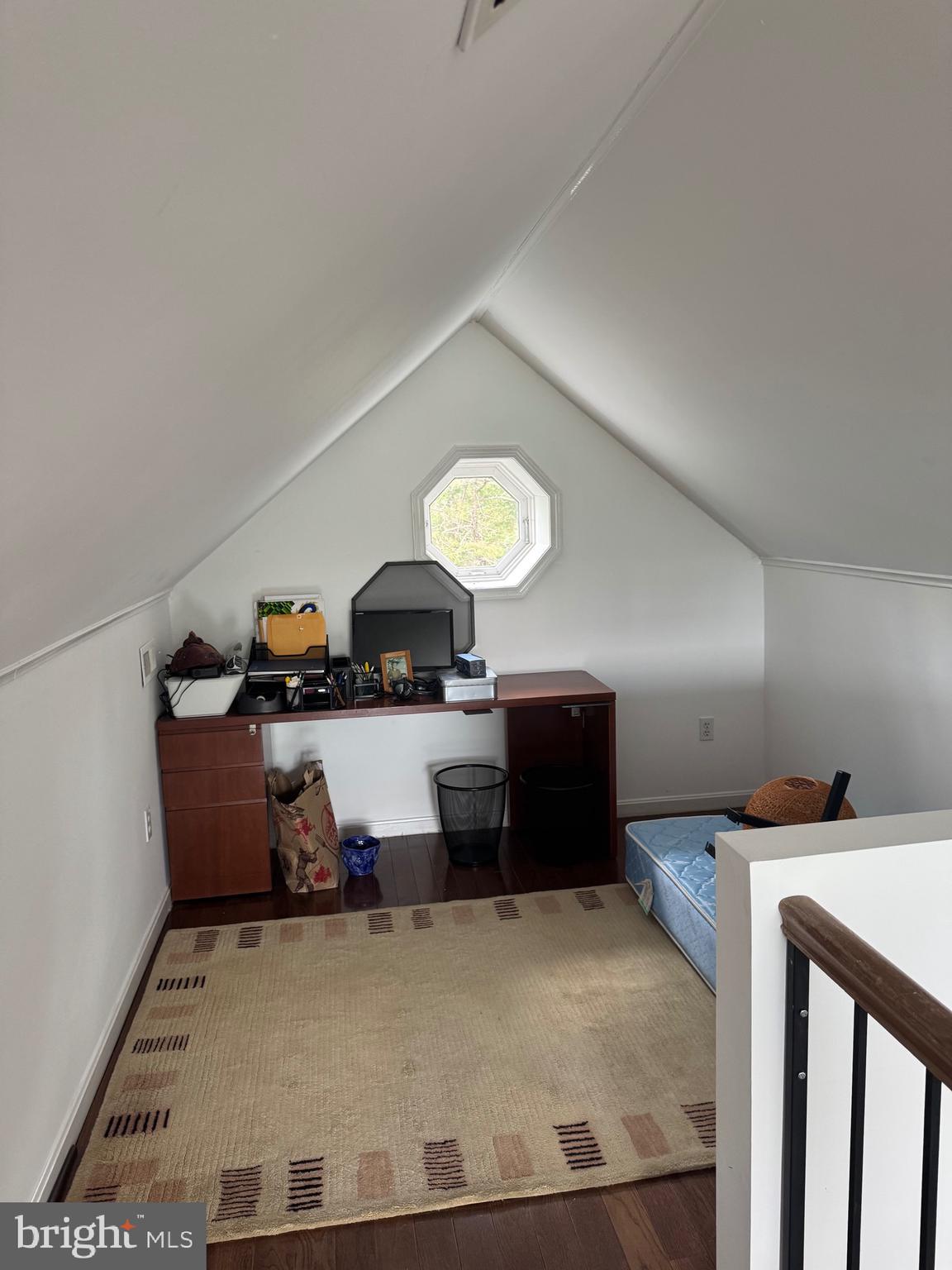 POCA BELLA FARM - Residential Lease