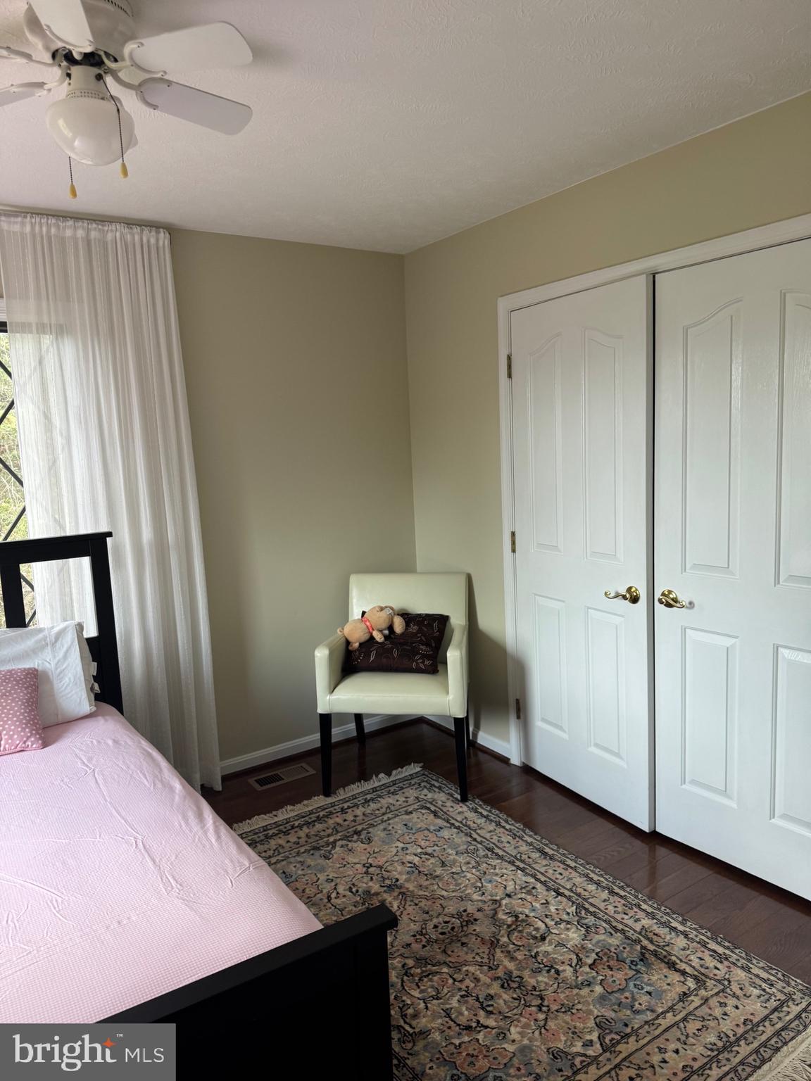 POCA BELLA FARM - Residential Lease