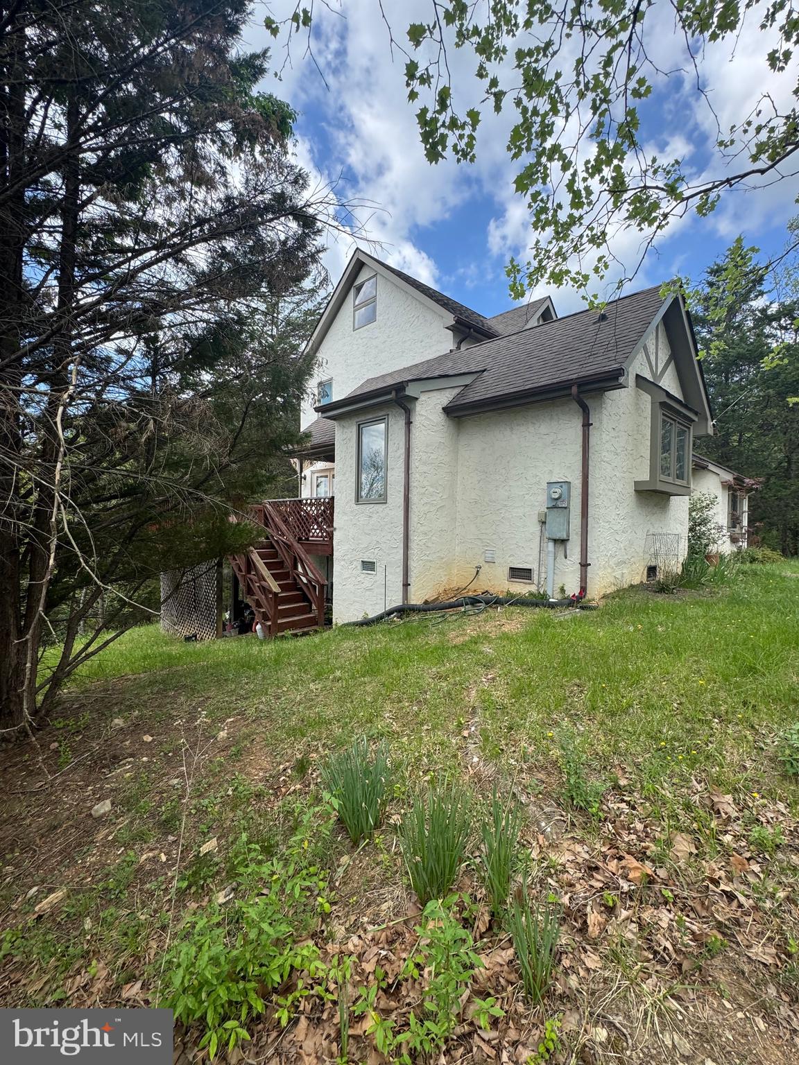 POCA BELLA FARM - Residential Lease