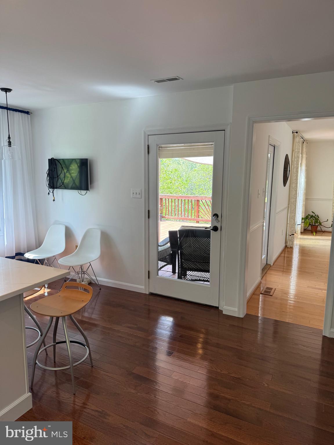 POCA BELLA FARM - Residential Lease