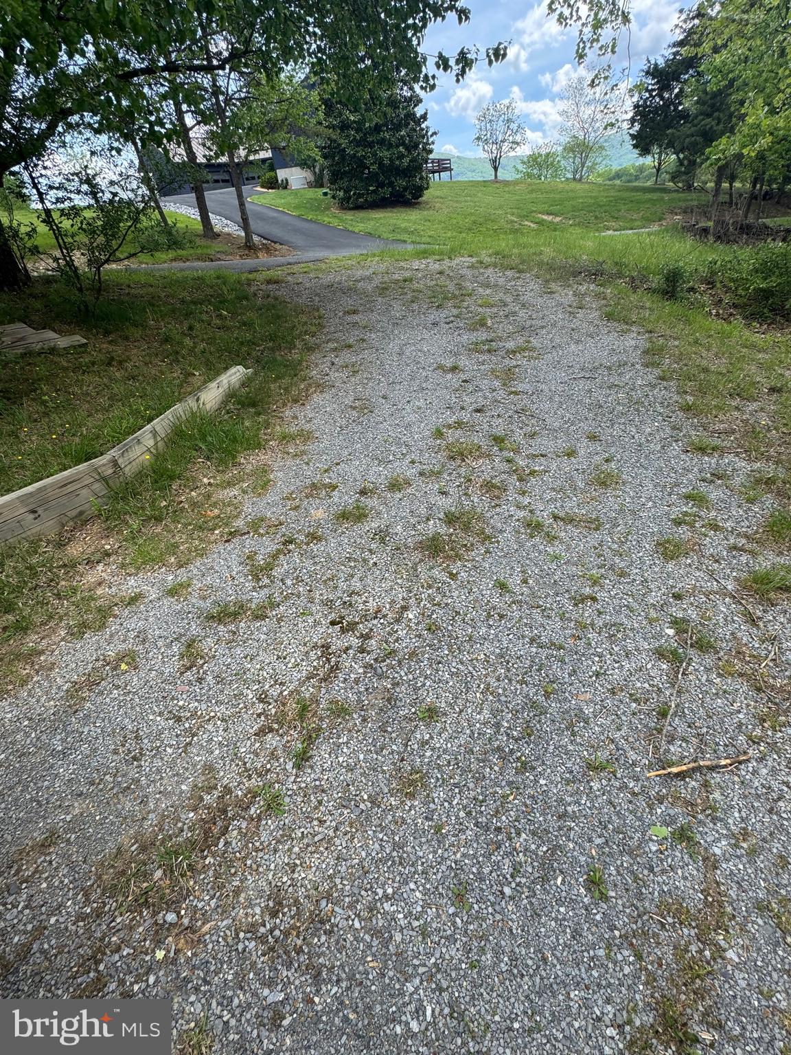 POCA BELLA FARM - Residential Lease