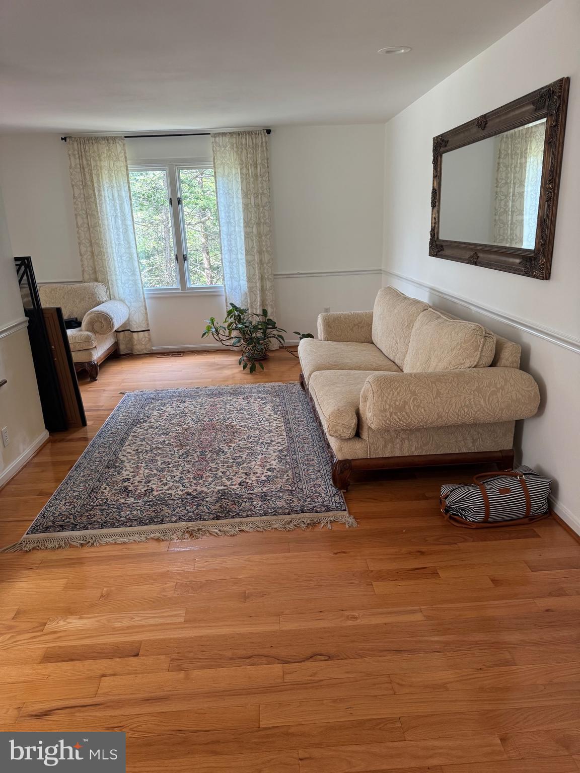 POCA BELLA FARM - Residential Lease