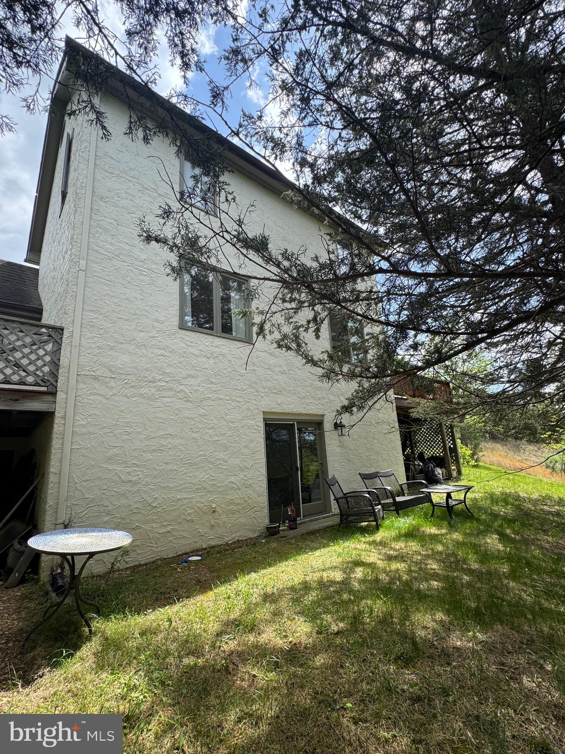 POCA BELLA FARM - Residential Lease