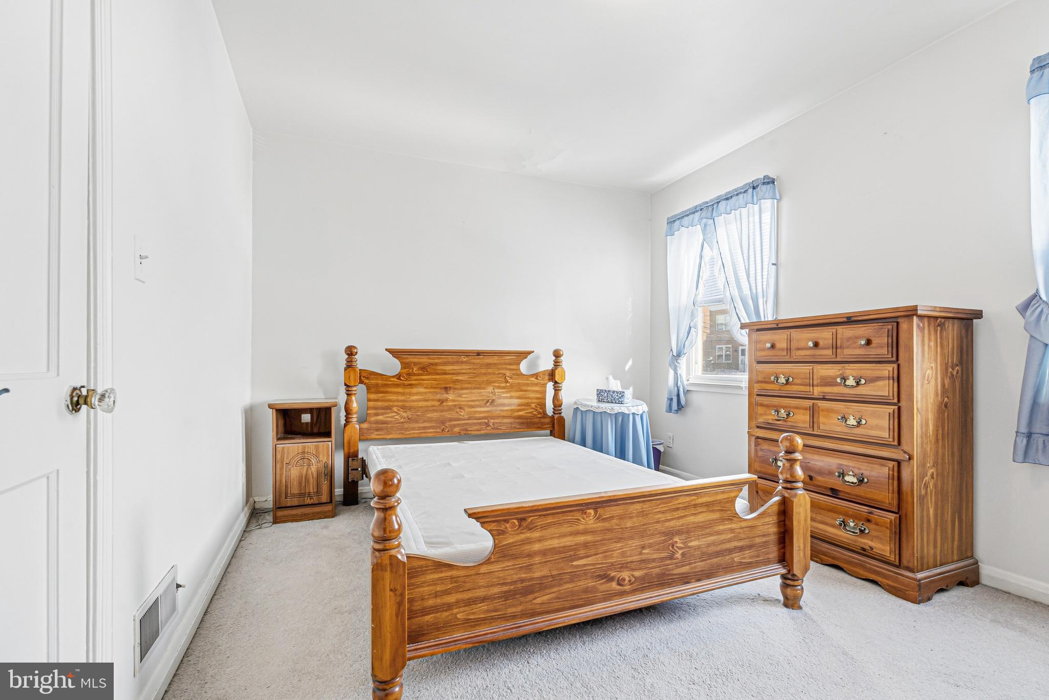 EASTWOOD - Residential