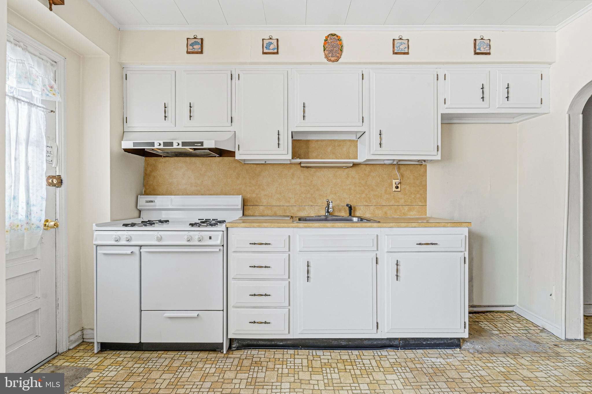 EASTWOOD - Residential