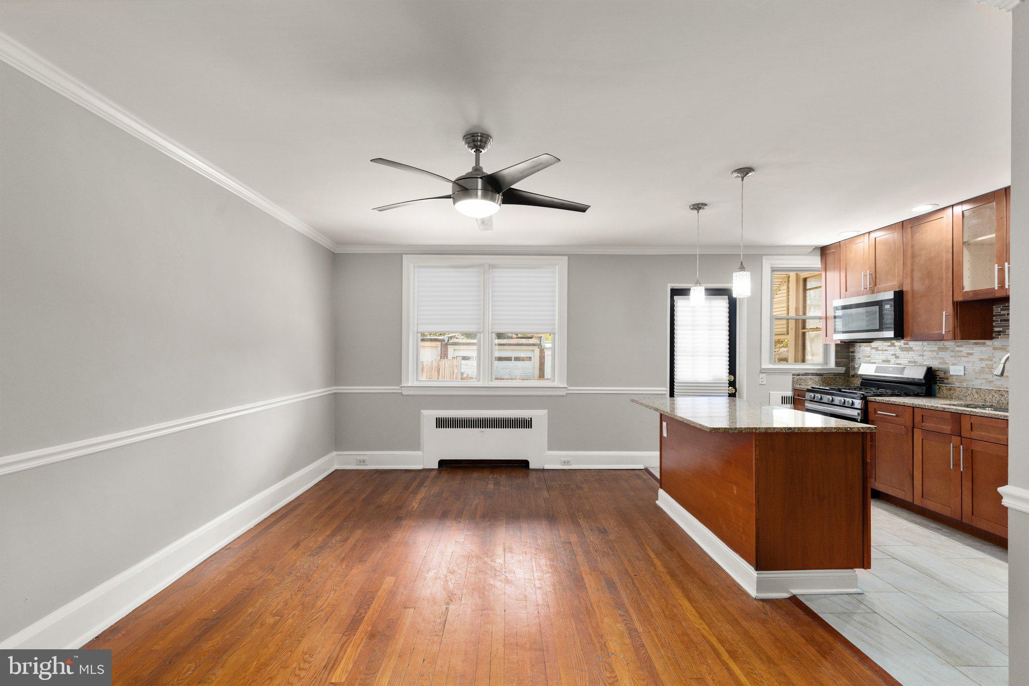 OAKLEE VILLAGE - Residential