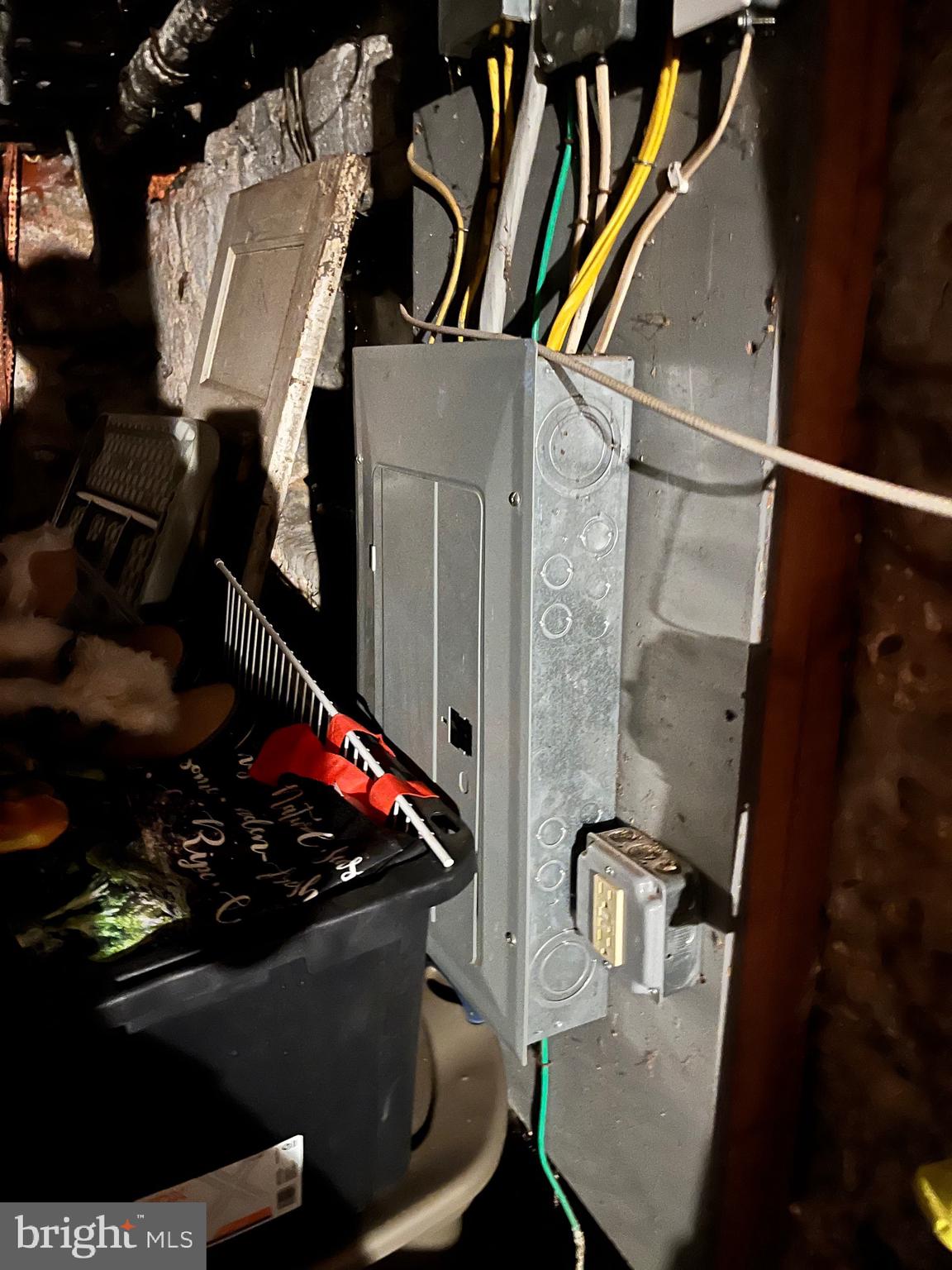 WALNUT HILL - Residential