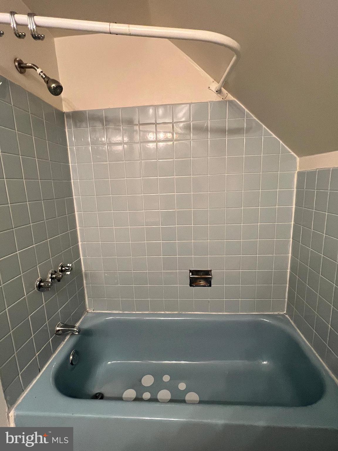 POINTER RIDGE - Residential Lease