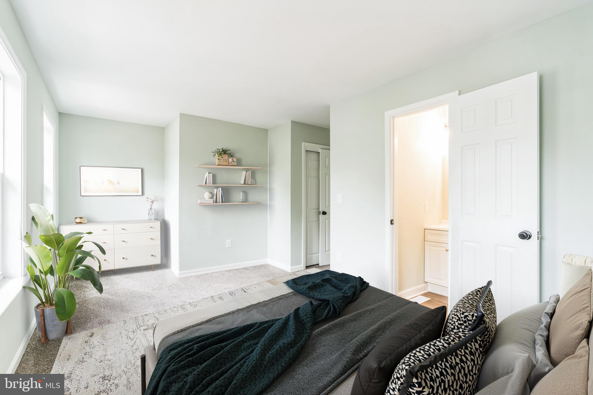 BAYSIDE TOWNHOUSES - Residential