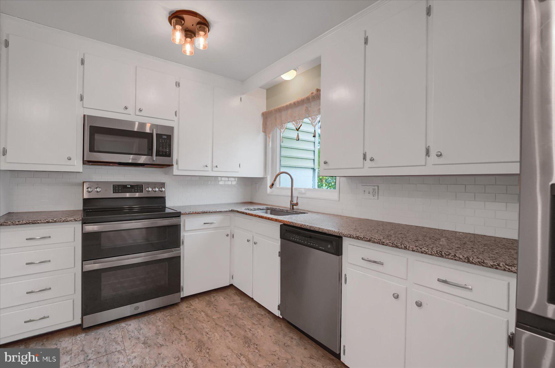 PARK FOREST VILLAGE - Residential