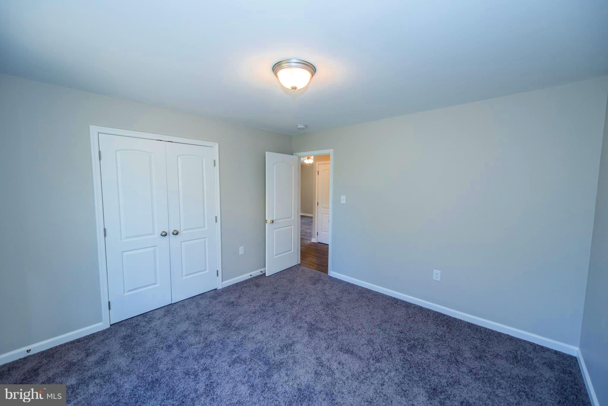 RED HILL - Residential