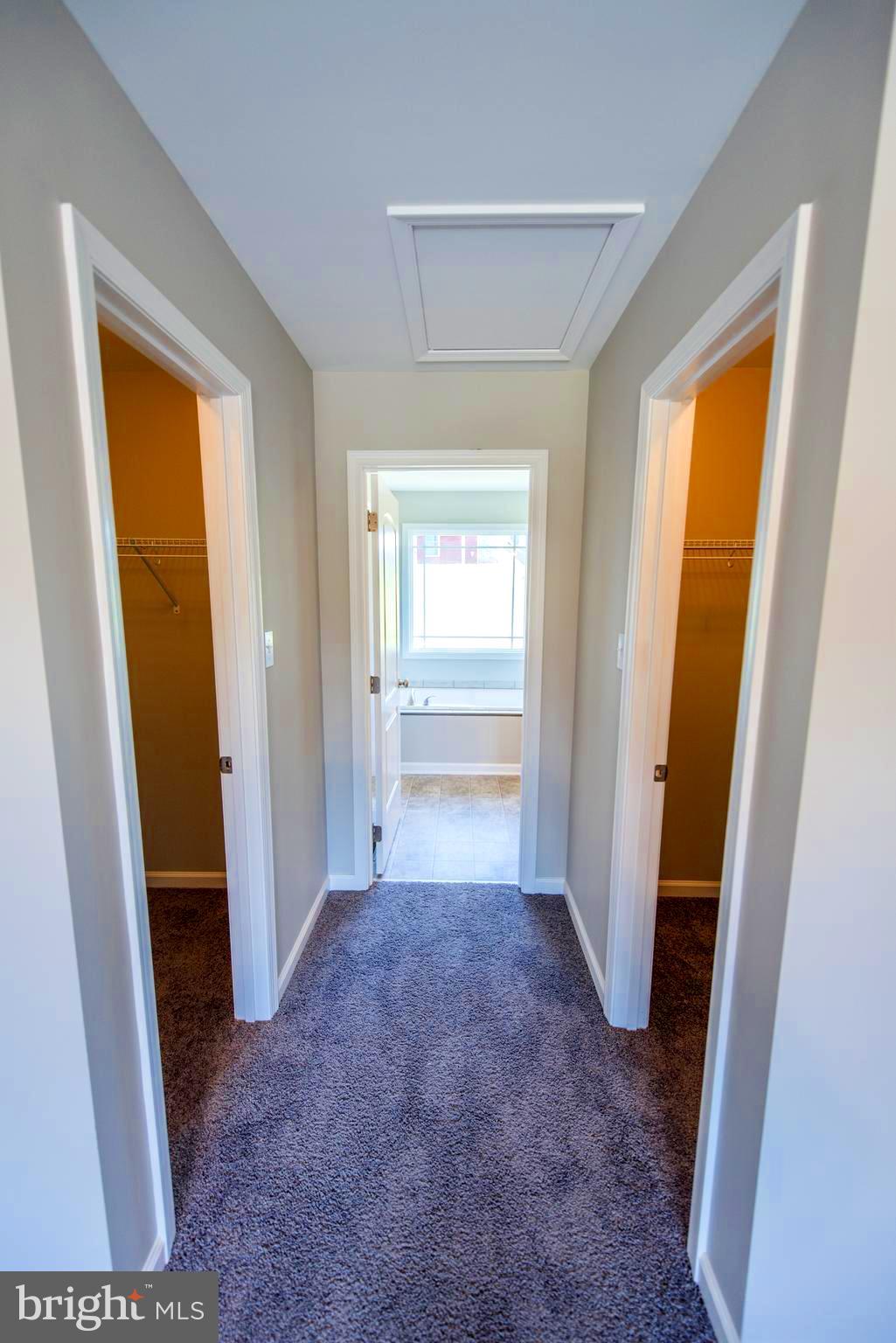 RED HILL - Residential