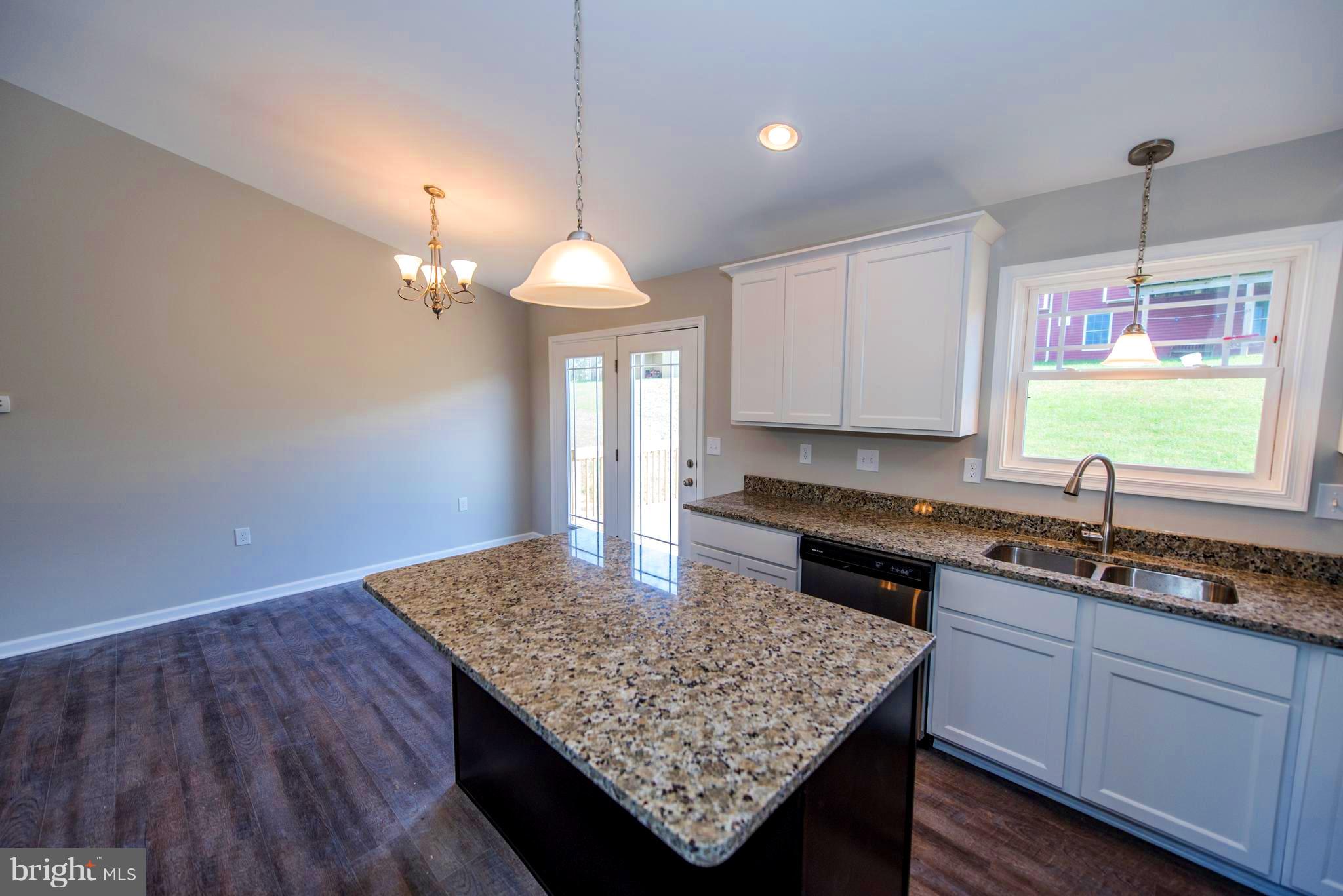 RED HILL - Residential