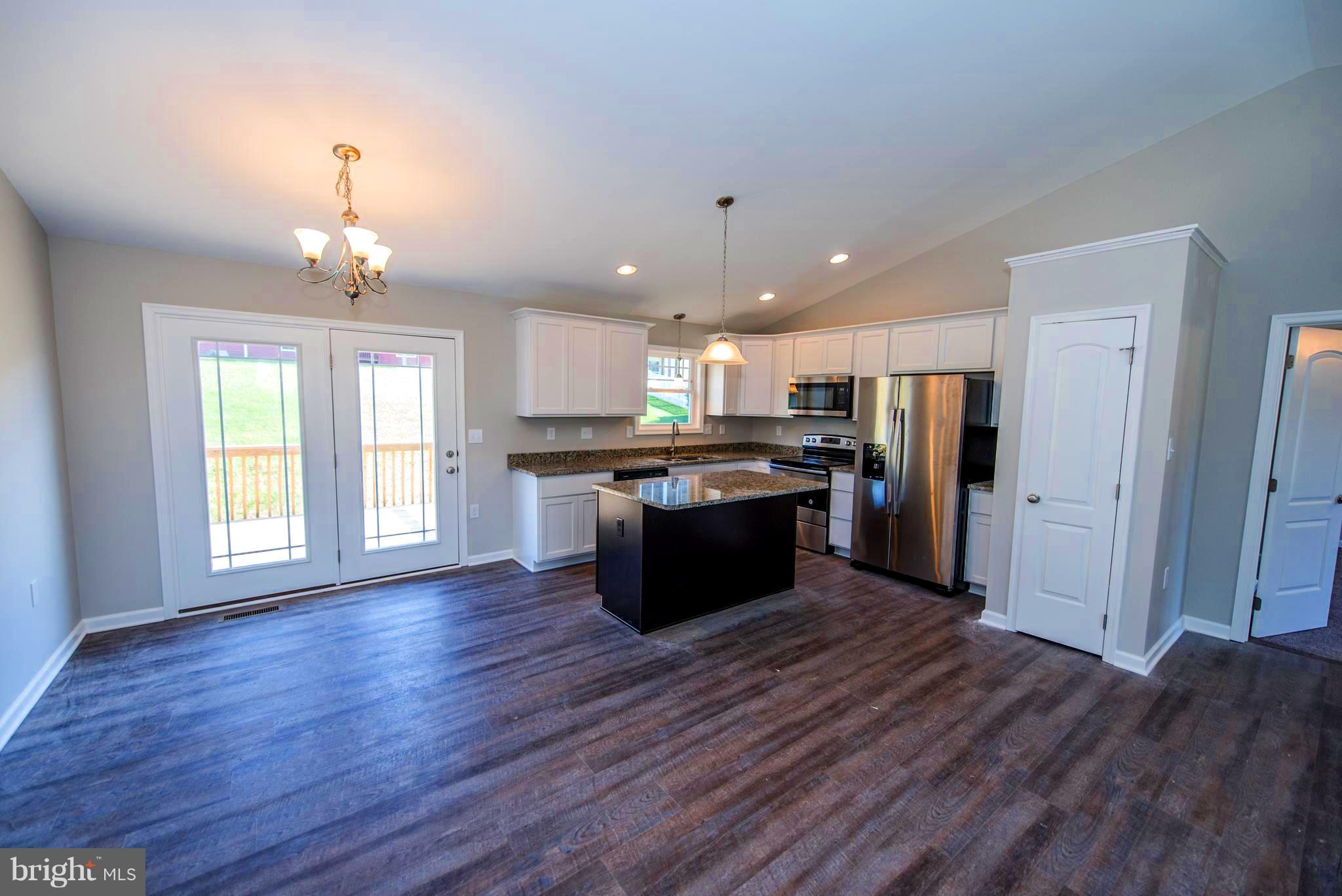 RED HILL - Residential