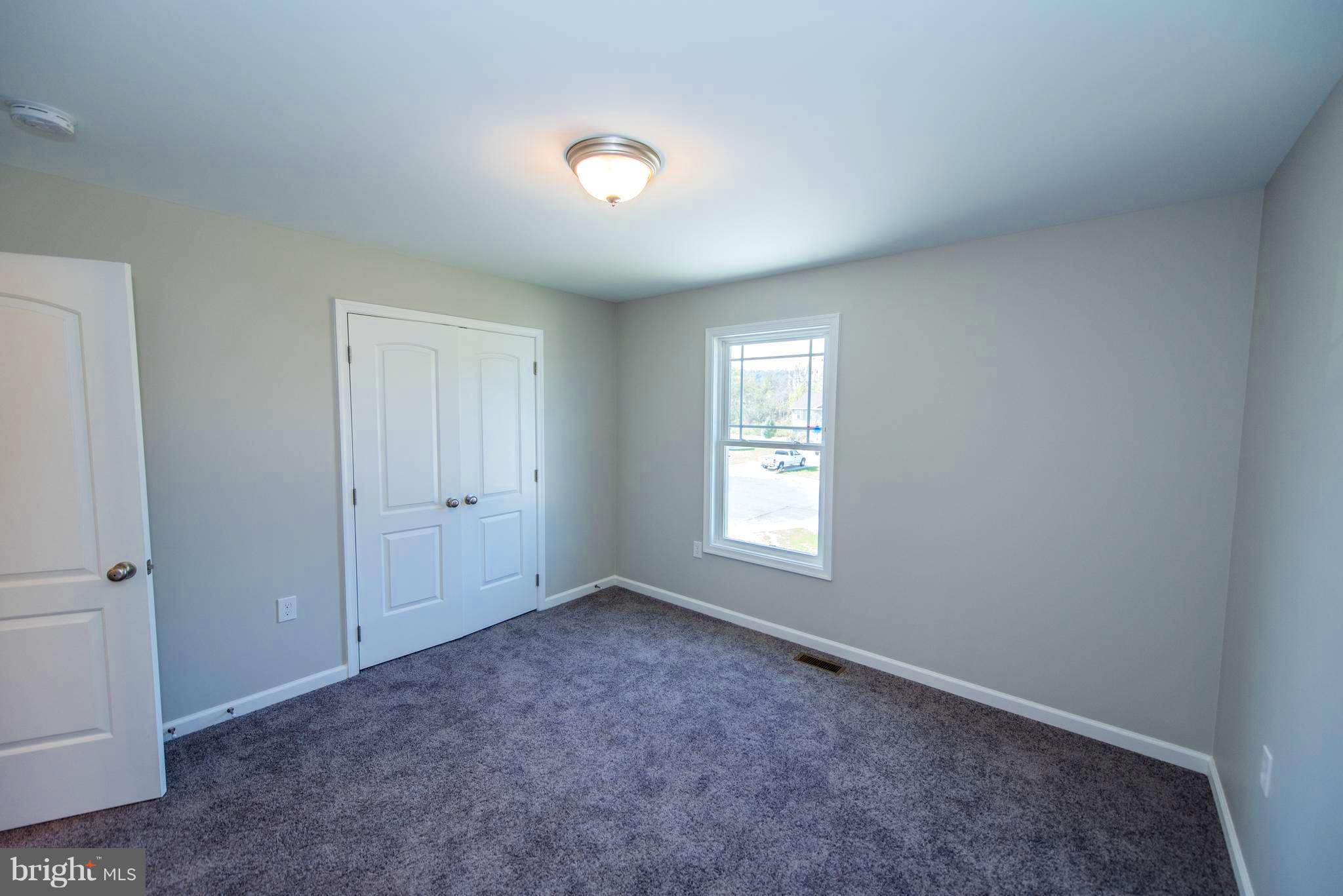 RED HILL - Residential