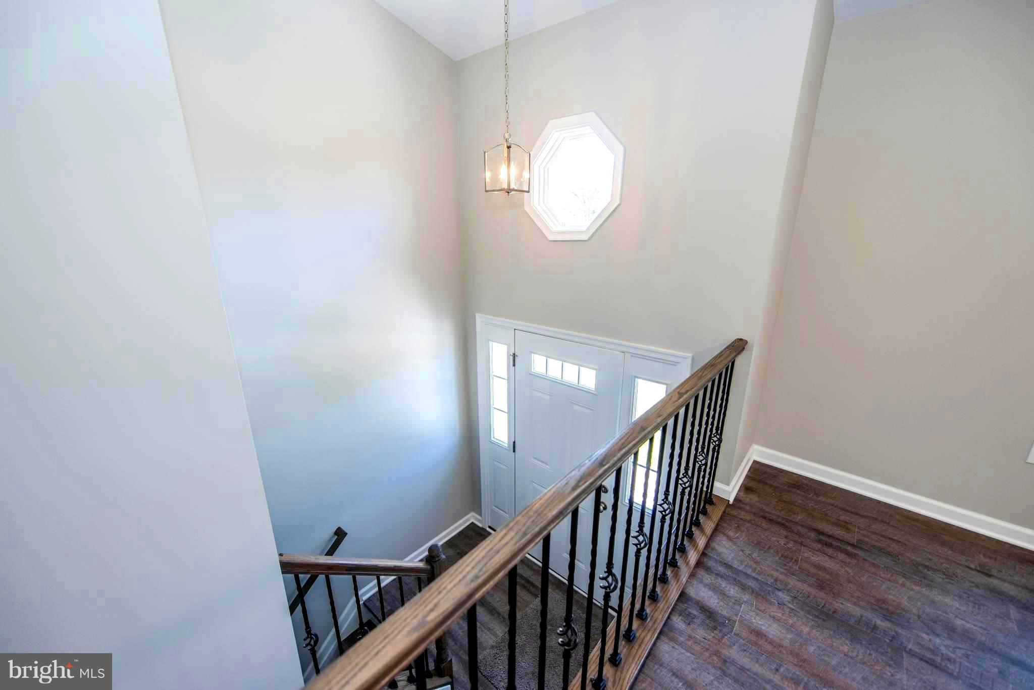 RED HILL - Residential