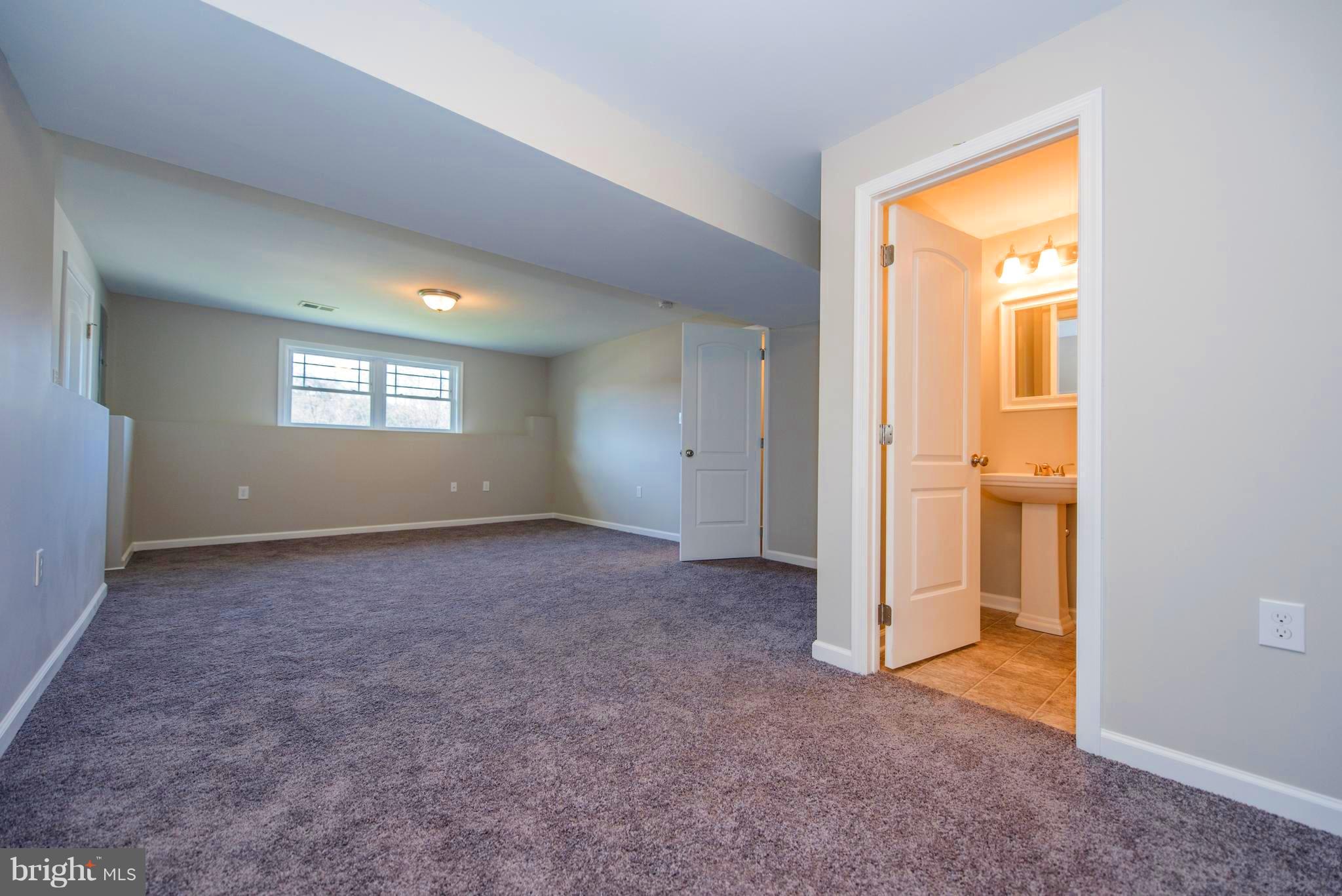 RED HILL - Residential