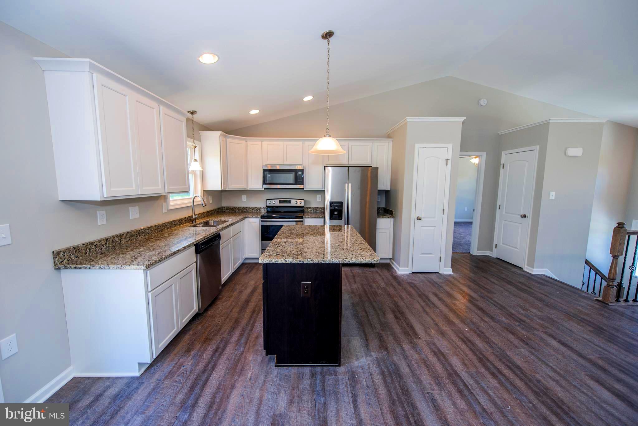 RED HILL - Residential