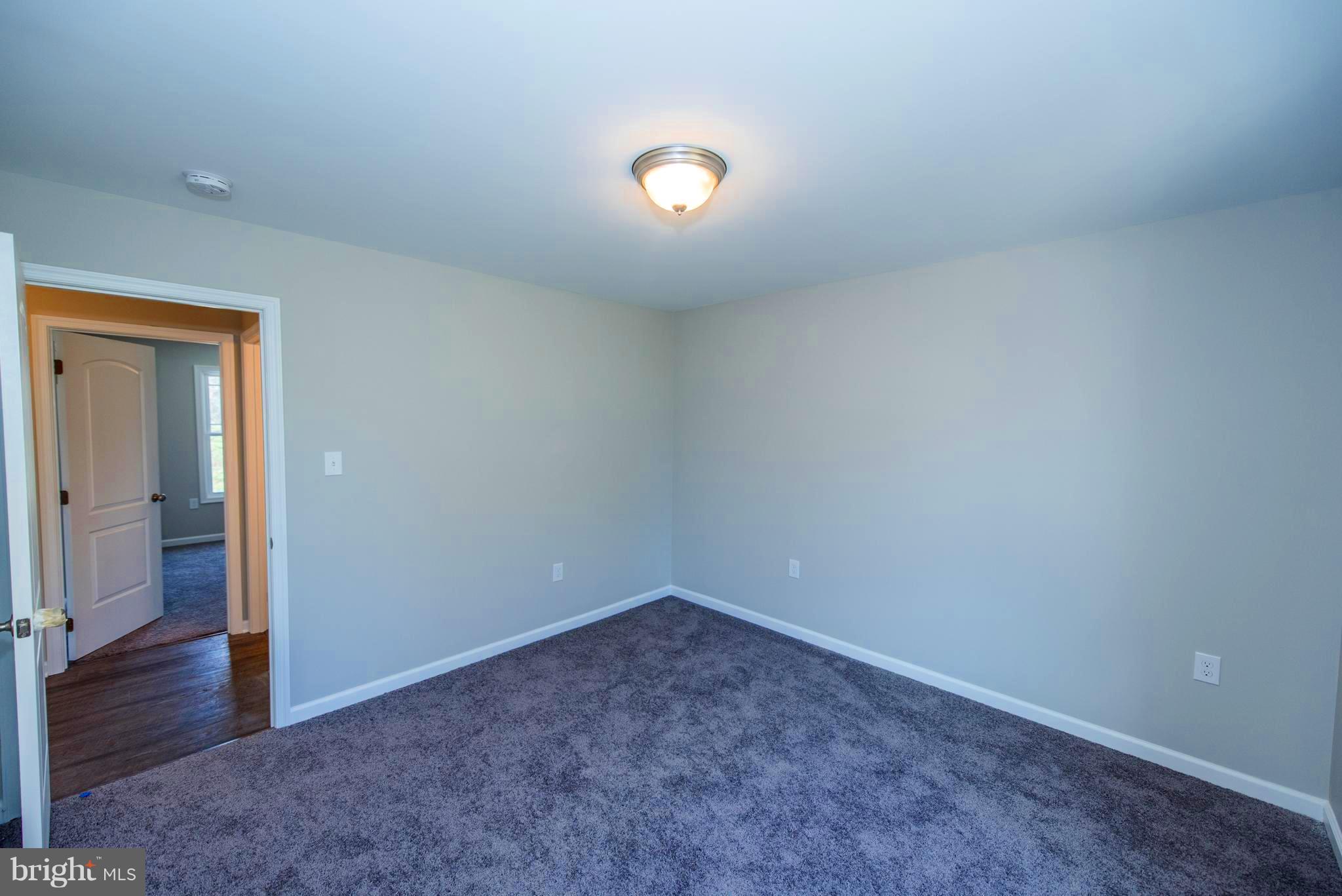 RED HILL - Residential