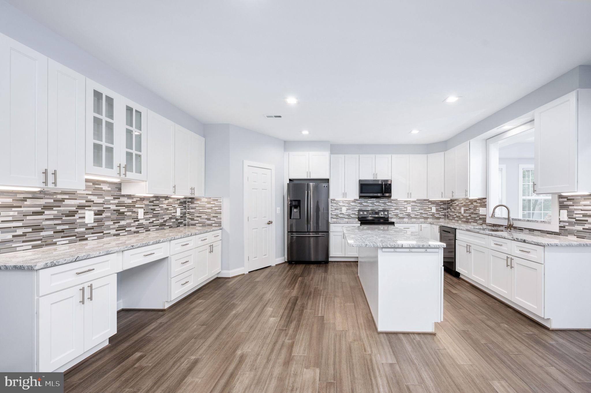 FAWN LAKE - Residential Lease