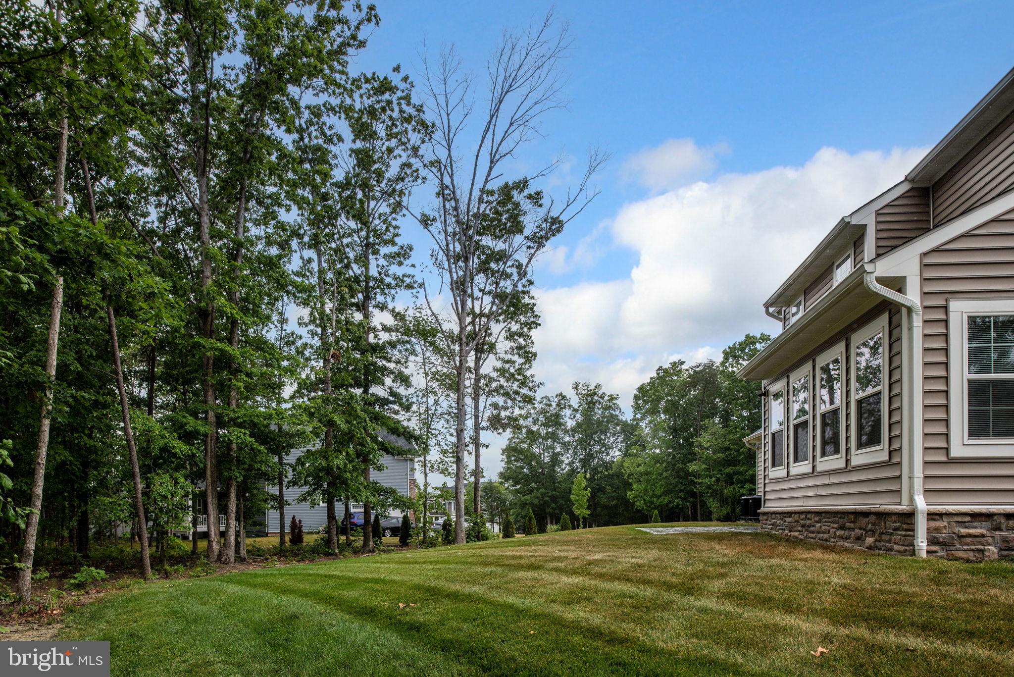 FAWN LAKE - Residential Lease