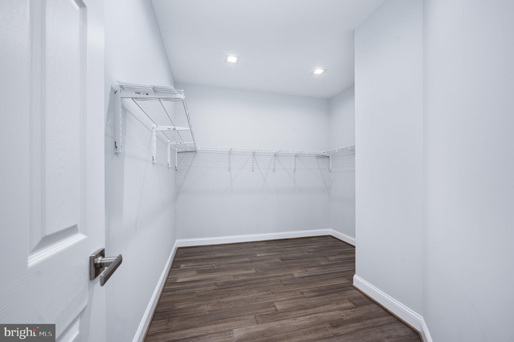 FAWN LAKE - Residential Lease