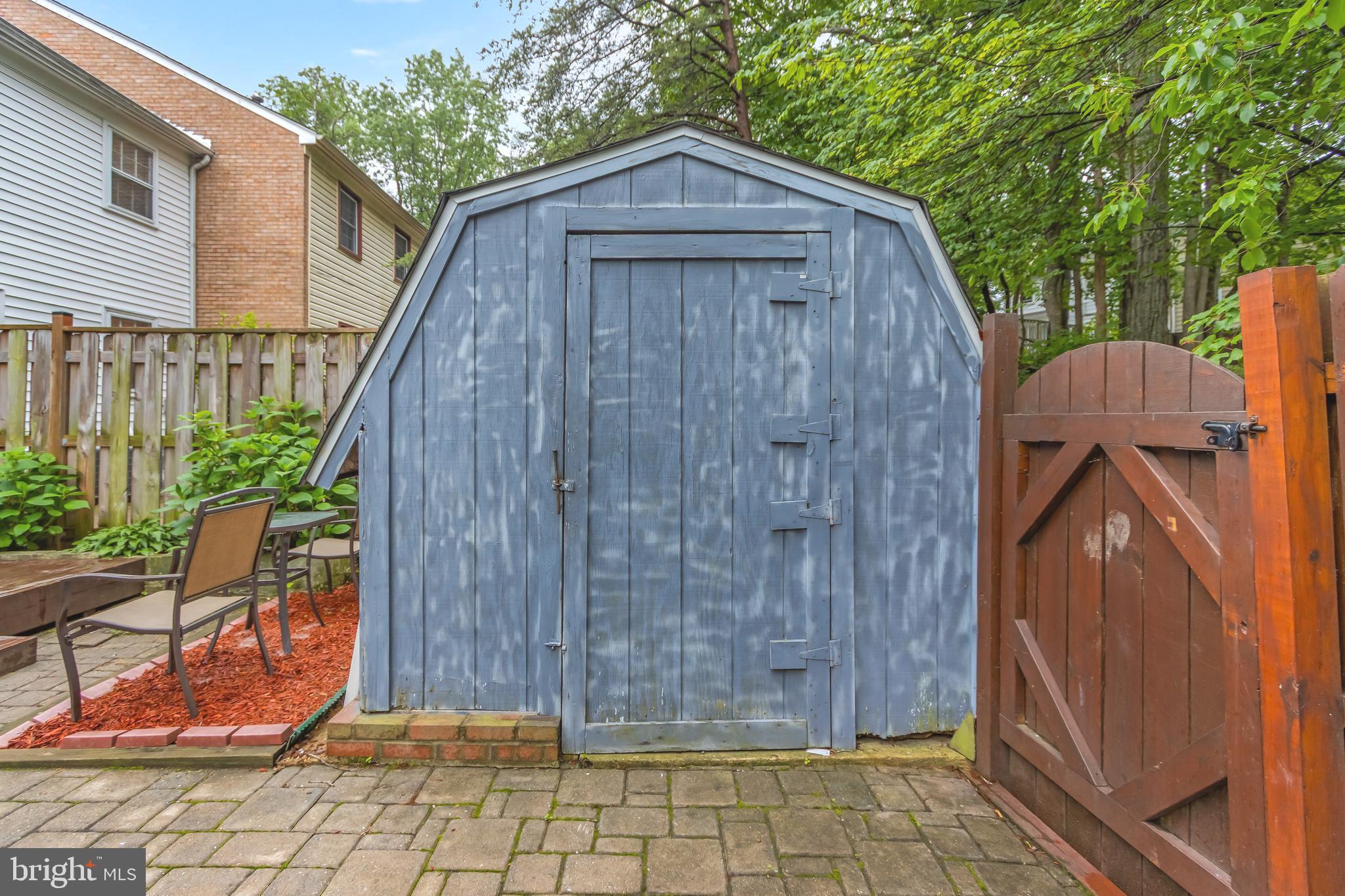 THOUSAND OAKS - Residential