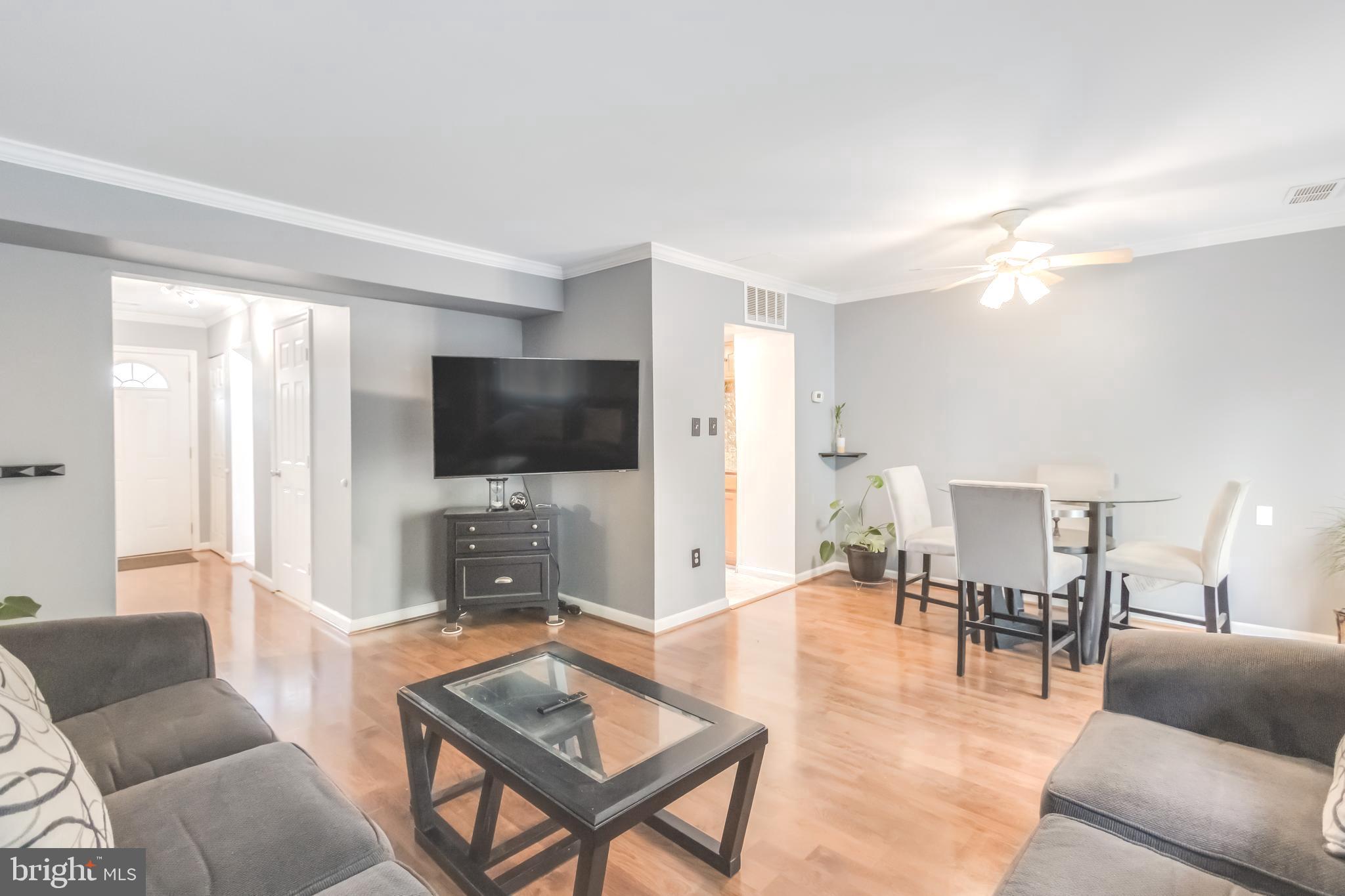 THOUSAND OAKS - Residential