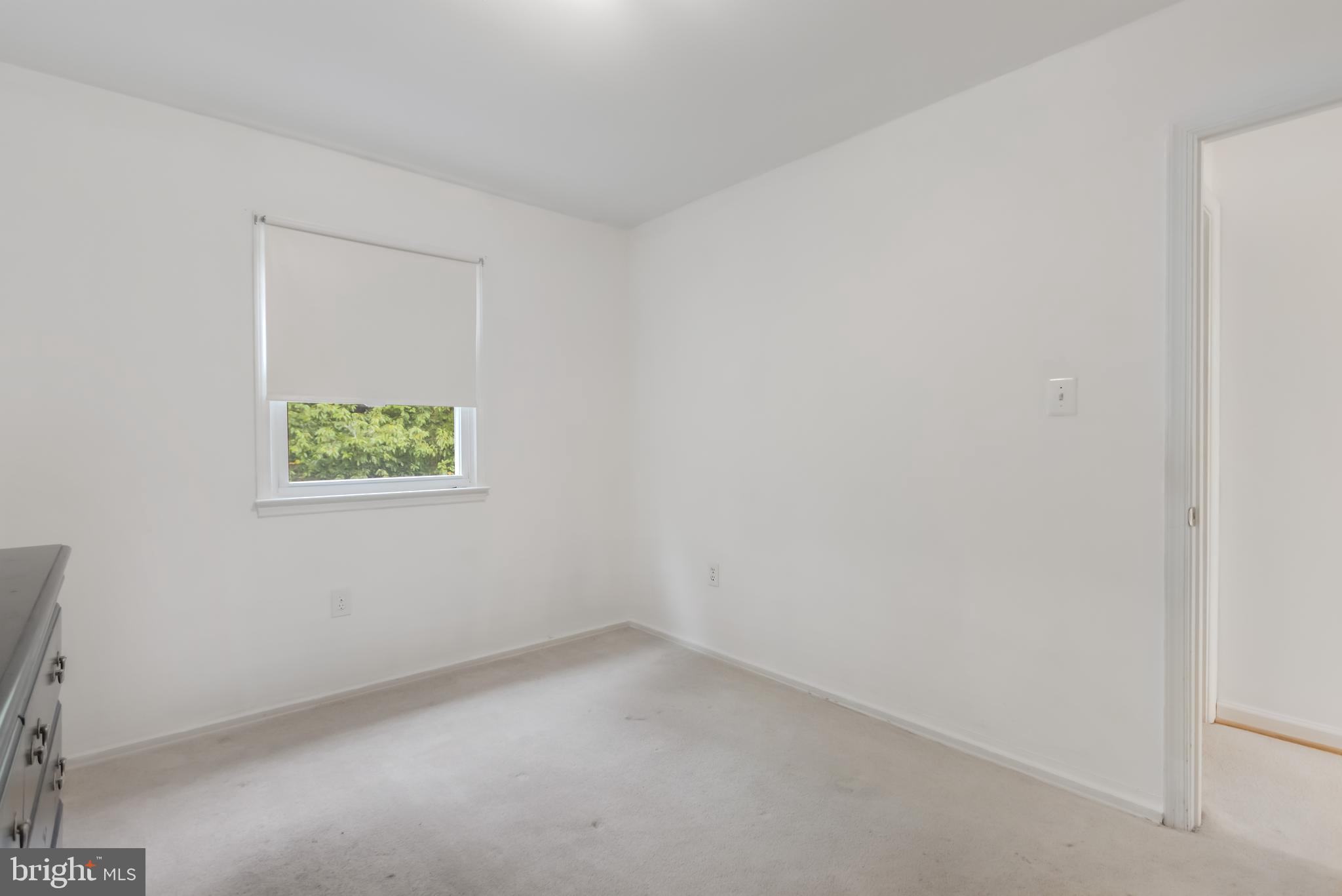 THOUSAND OAKS - Residential