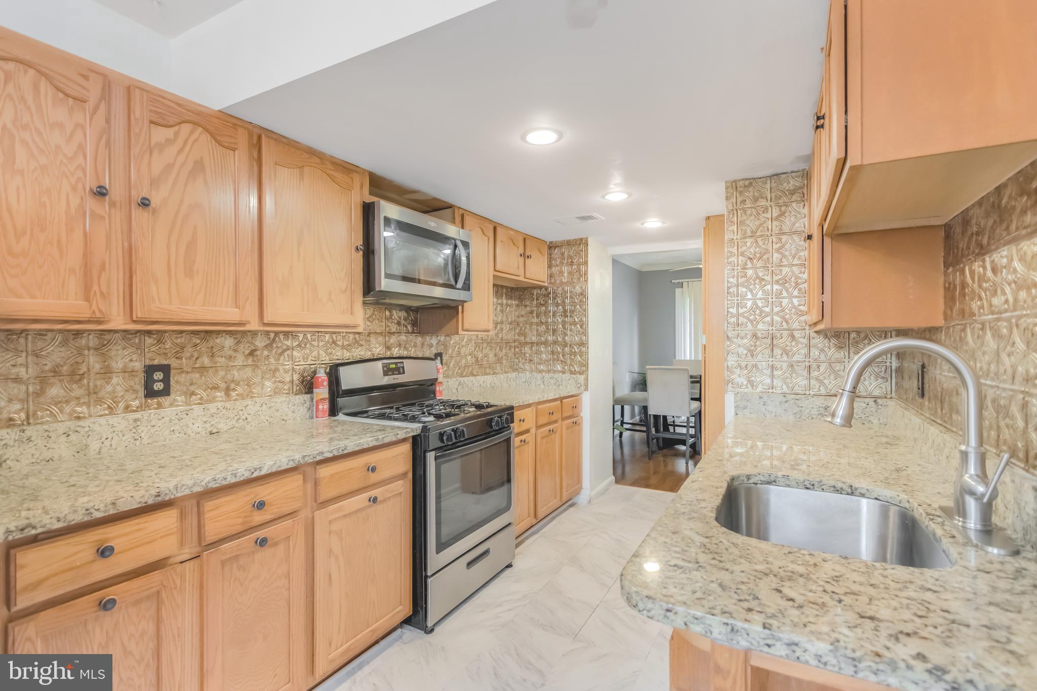 THOUSAND OAKS - Residential