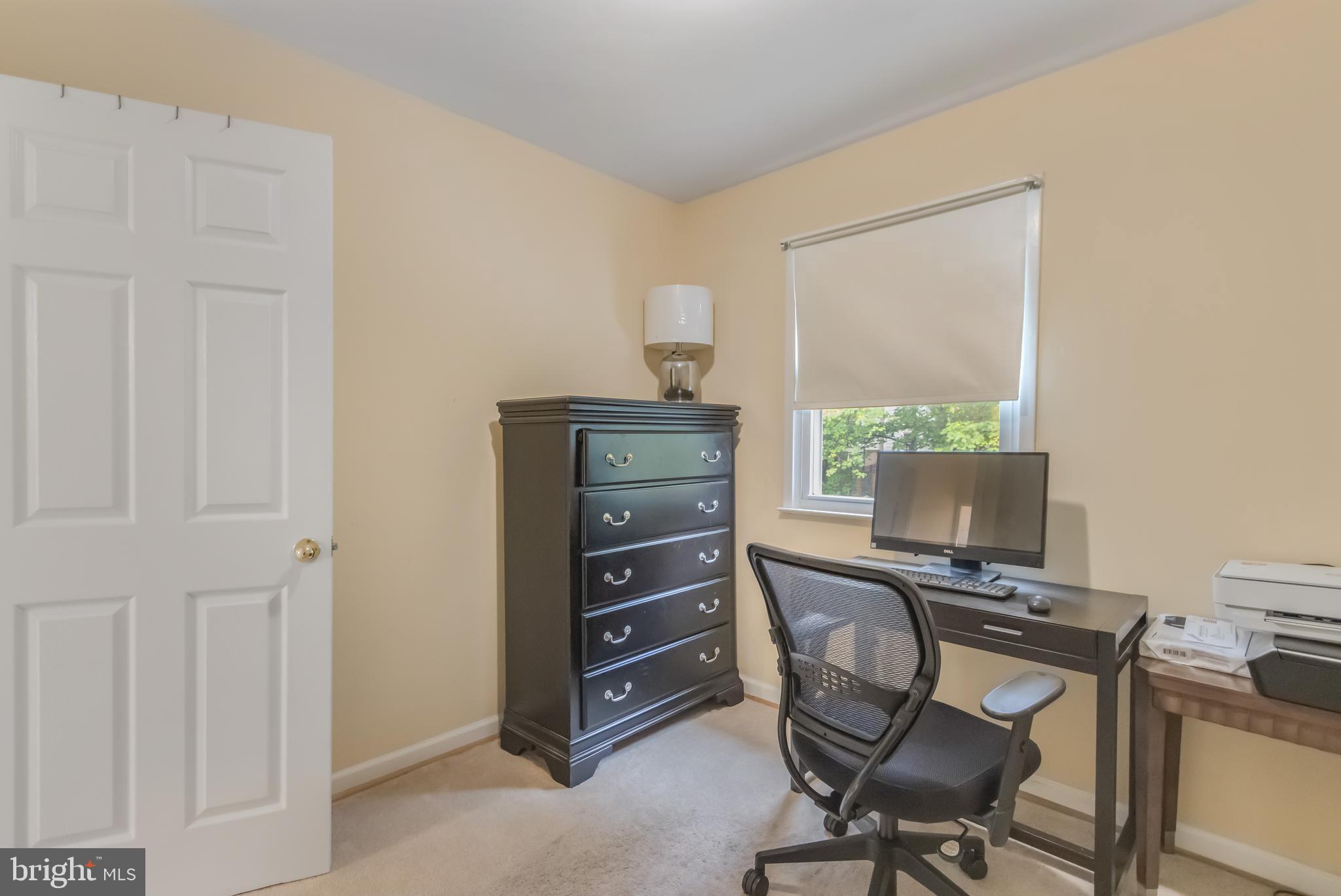 THOUSAND OAKS - Residential