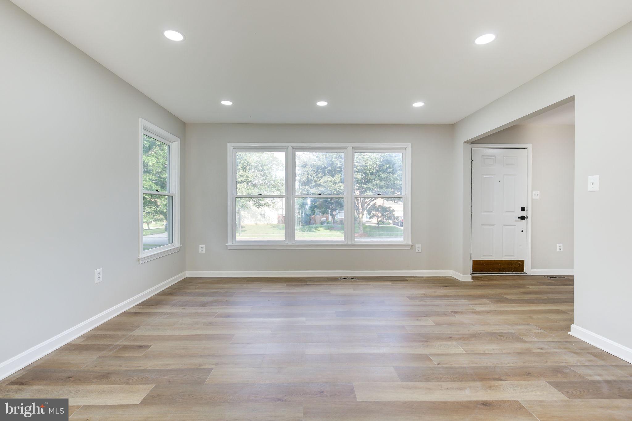 3520 GOLDEN HILL DRIVE