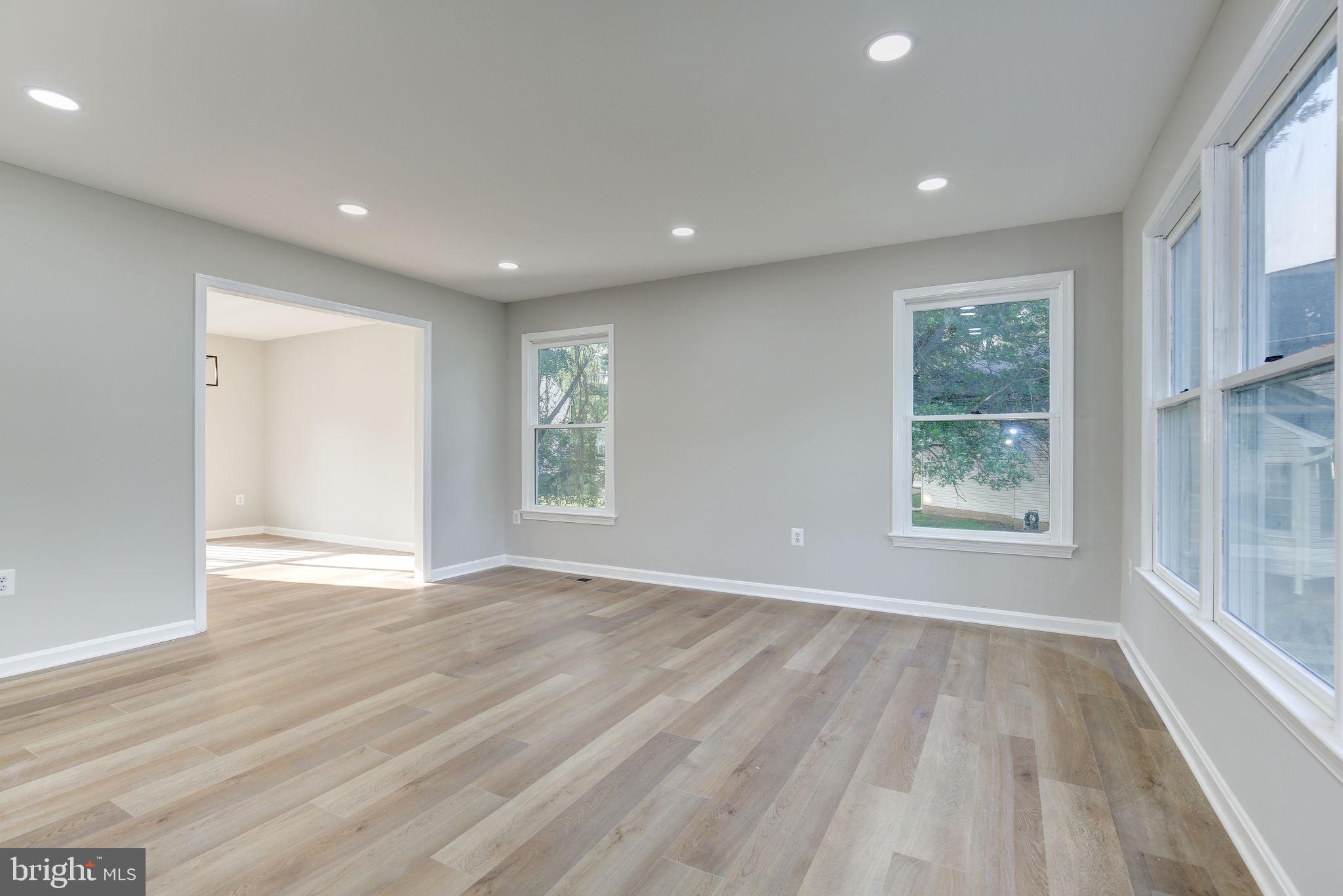 3520 GOLDEN HILL DRIVE
