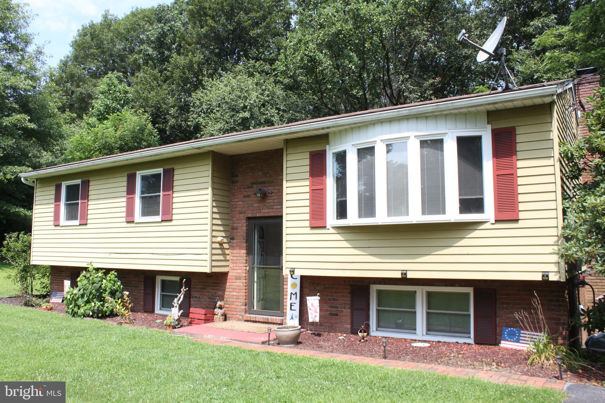 1780 SUNNYHILL LANE