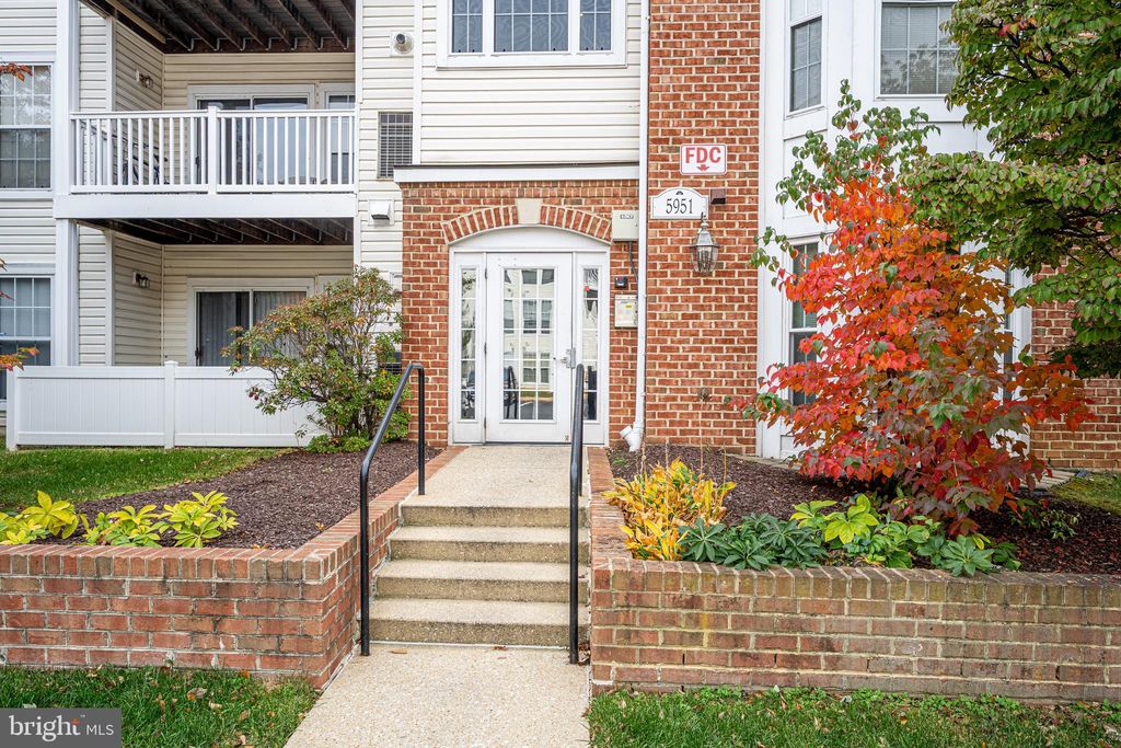 Photo of 5951 Millrace Court #C-104, COLUMBIA, MD 21045 (MLS # MDHW2060202)