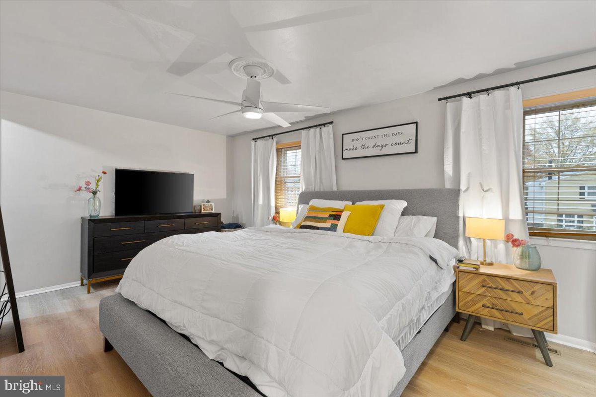 CROFTON SQUARE - Residential