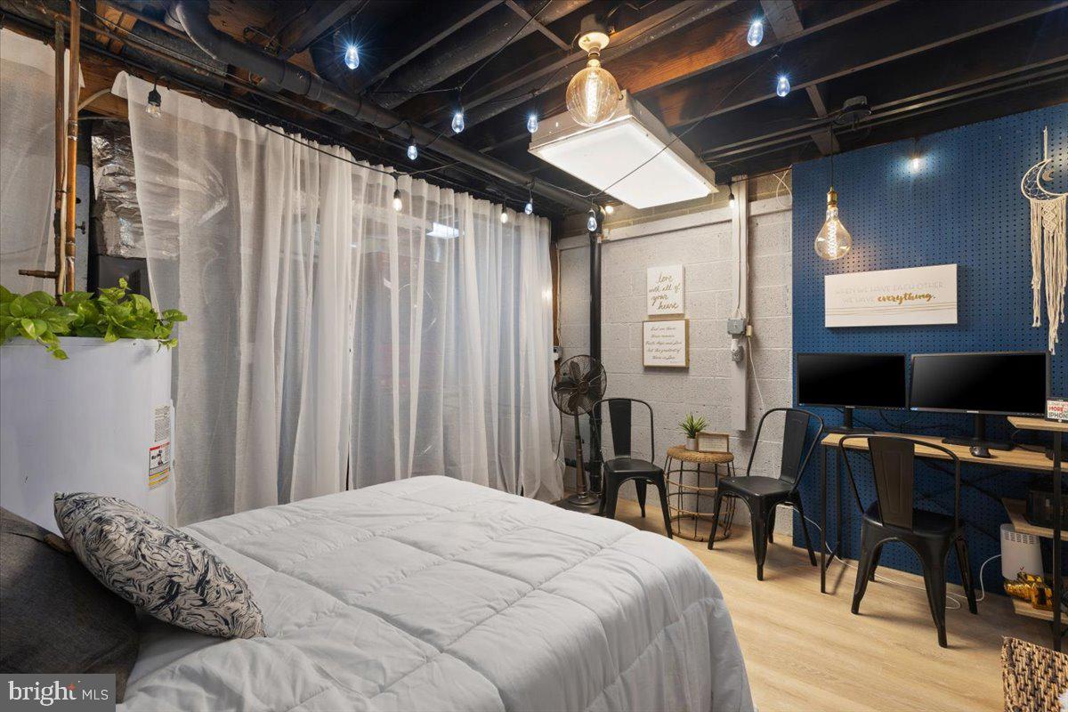 CROFTON SQUARE - Residential