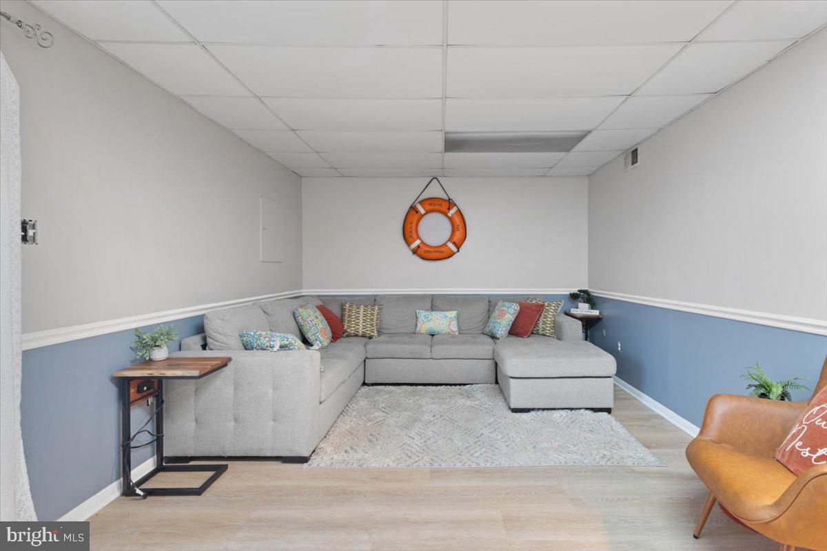 CROFTON SQUARE - Residential