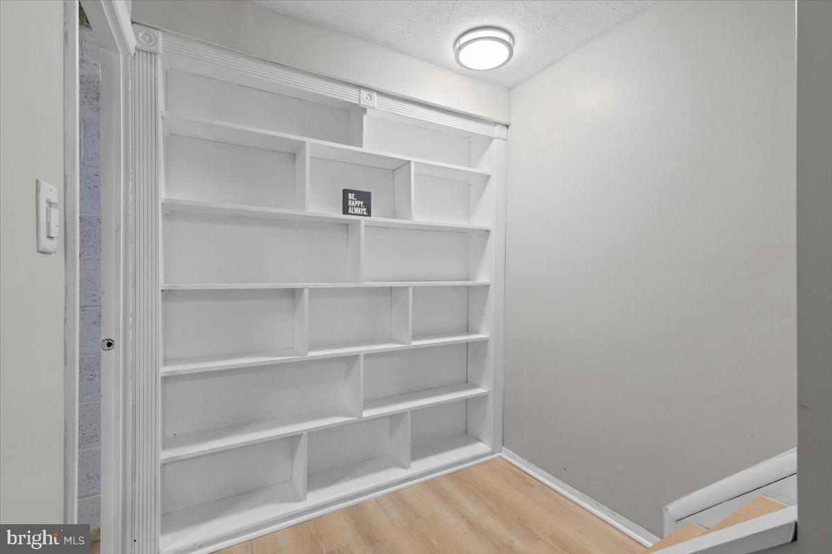 CROFTON SQUARE - Residential