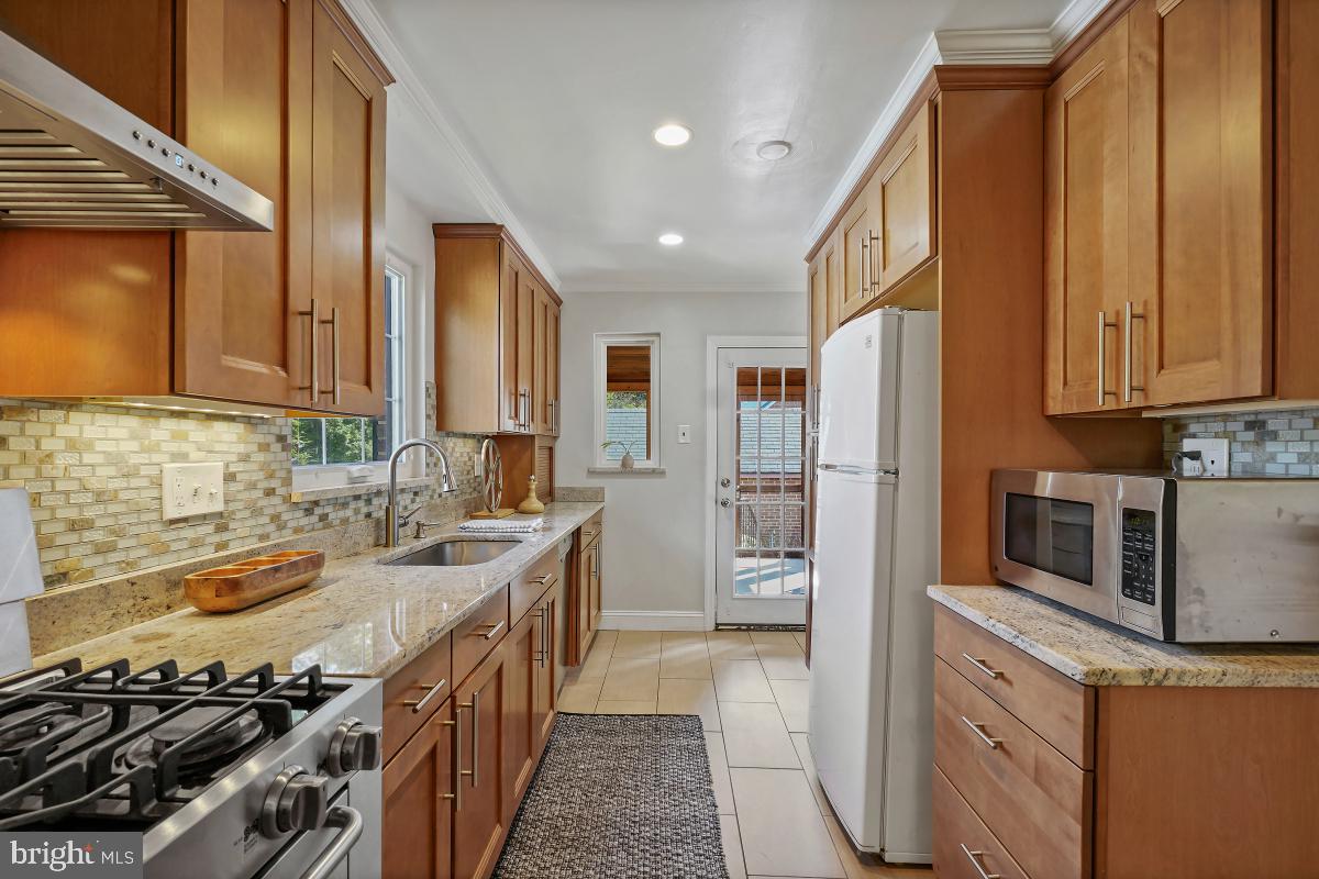 HIGHLAND VIEW - Residential