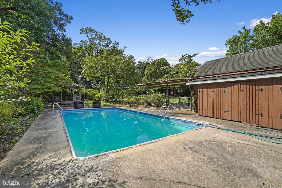 HIGHLAND VIEW - Residential