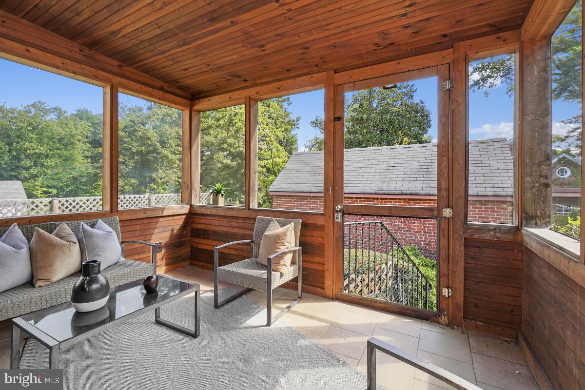 HIGHLAND VIEW - Residential