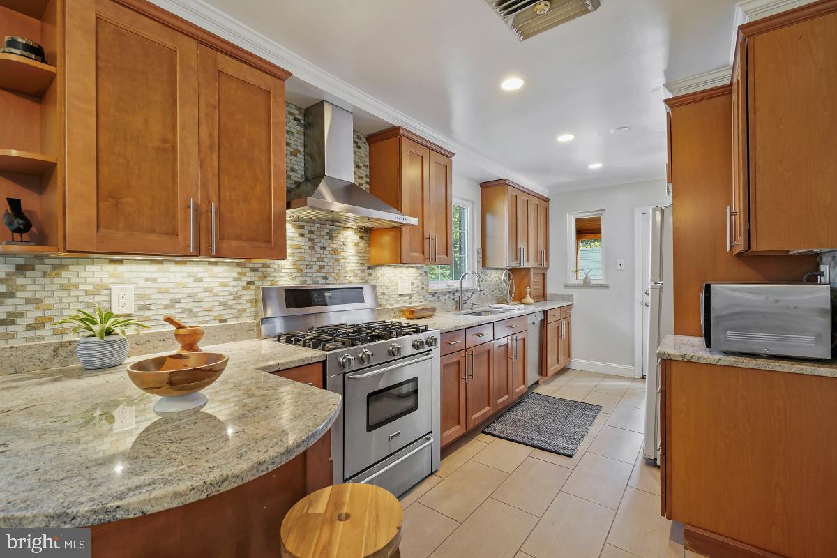 HIGHLAND VIEW - Residential